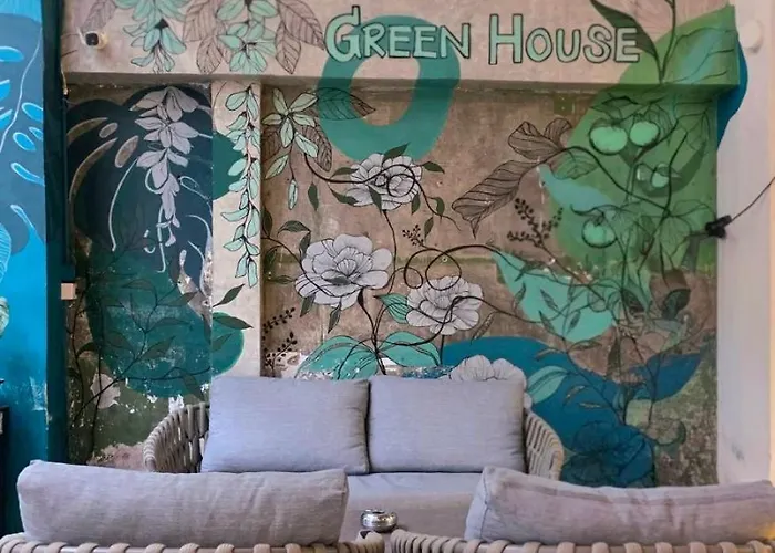 Greenhouse Khaosan Hostel