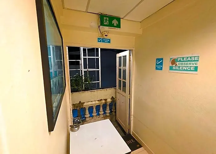 Greenhouse Khaosan Hostel Bangkok