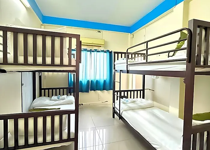 Greenhouse Khaosan Hostel