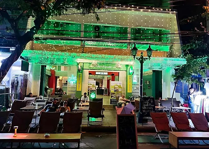 Greenhouse Khaosan Ostello *